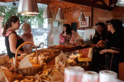 Crisis en la industria panadera: el kilo de pan podría llegar a costar $100 dentro de 30 días