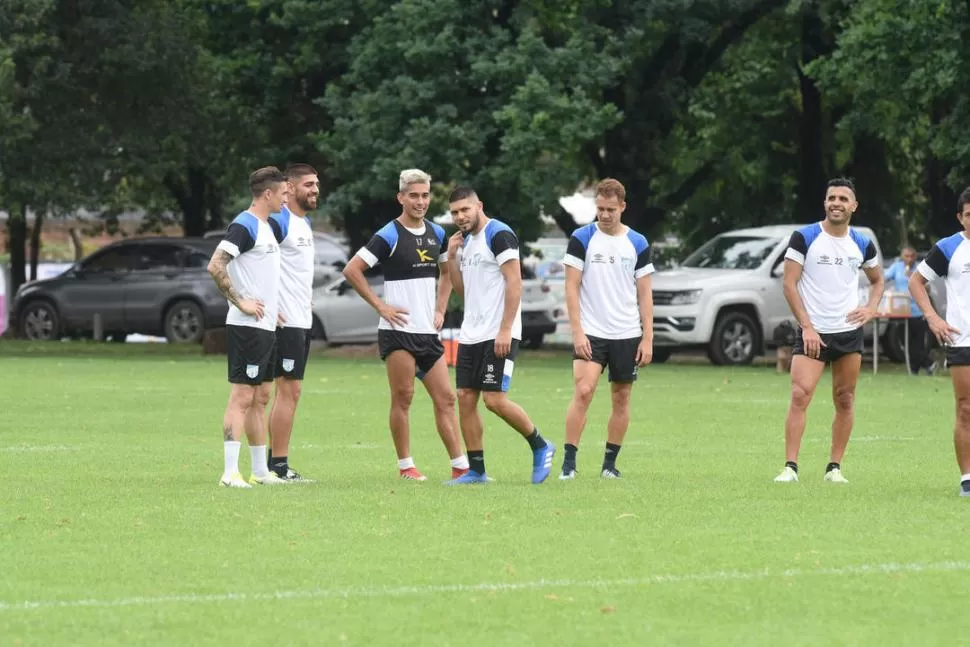 BUENA ONDA. Los jugadores entrenan bajo un clima distentido. la gaceta / foto de analía jaramillo 