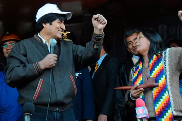 Al igual que Cristina, Evo Morales se solidarizó con Milagro Sala