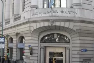 El Banco Nación flexibiliza plazos de créditos a los afectados por las inundaciones y el hantavirus