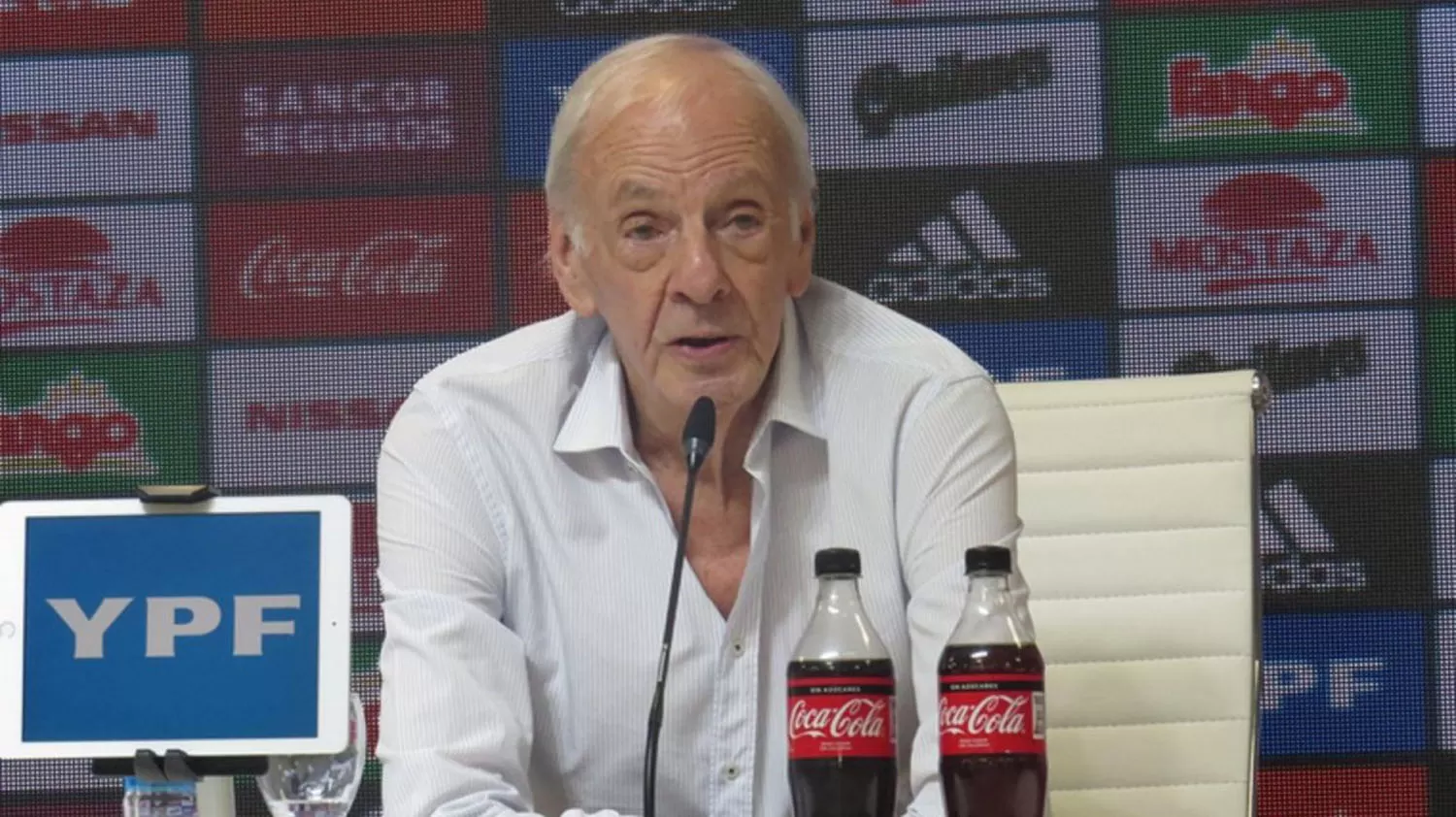 Menotti: no tengo dudas que Messi estará en la Selección