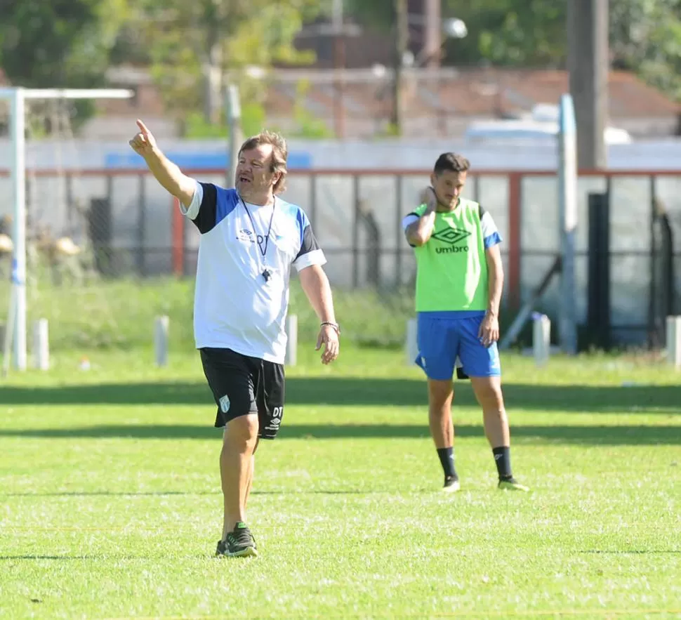 TIENE TODO. El “Ruso” está feliz con su plantel y con la llegada de Carrera.  la gaceta / foto de hector peralta 