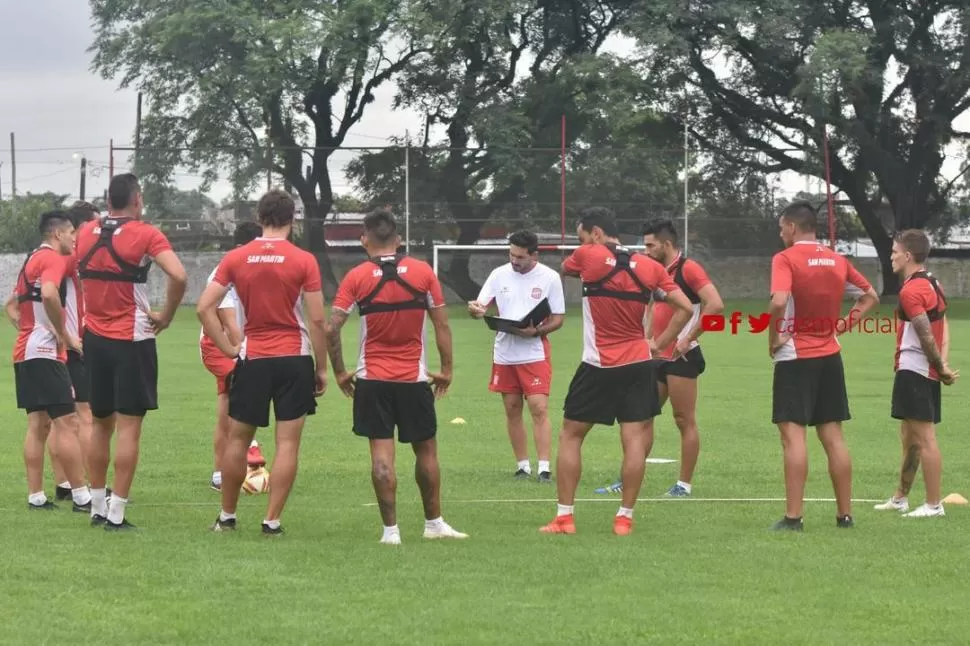 CENTRADOS EN EL DUELO CON GODOY CRUZ. Pese a que San Martín debe sumar muchos puntos, en La Ciudadela pretenden ir partido a partido. Ganarle a Godoy Cruz puede aclarar el horizonte del equipo. prensa casm