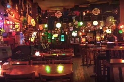 Birra, cuentos, poesías y música