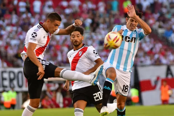 Desconocido líder: Racing jugó mal y perdió con River en el Monumental