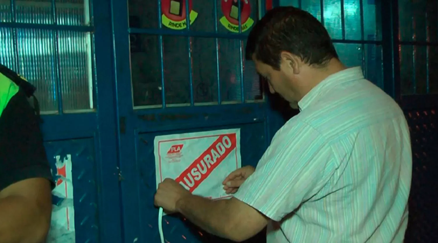 VENTA ILEGAL DURANTE CARNAVAL. El IPLA clausuró negocios durante el fin de semana.