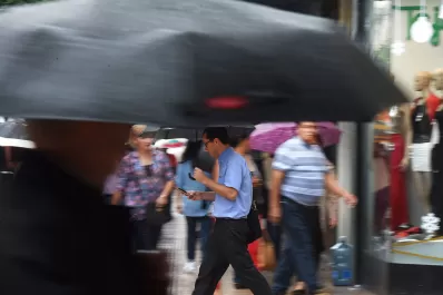 ¡A salir con paraguas! Emiten una alerta por lluvias y tormentas para Tucumán