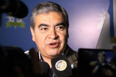 Paro de transporte: Alfaro insiste con extinguir la concesión a empresas que no circulen