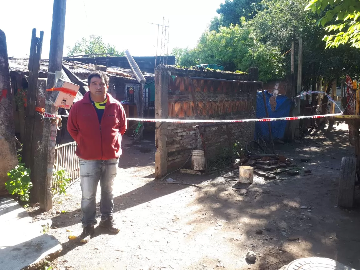 ATERRADO. Grimaldi no pudo salir ayer a vender verduras en su carro.  