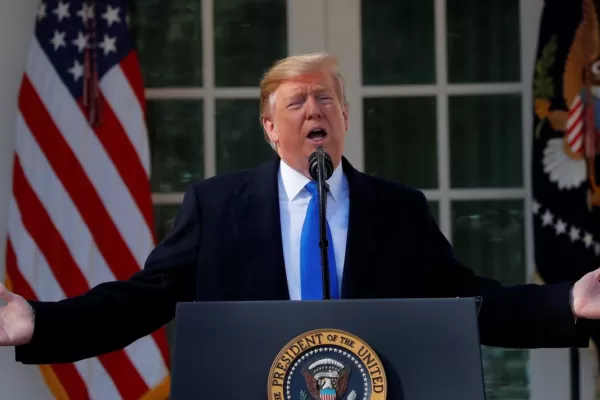 Decidido a construir el muro, Trump decretó la emergencia