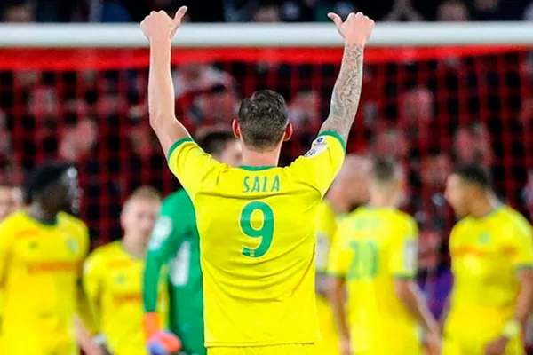 Llegaron los restos de Emiliano Sala y se espera un masivo velorio