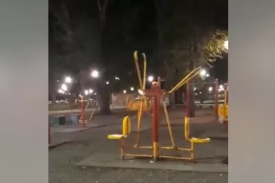 ¿Fantasmas en el parque Avellaneda? Filmaron una supuesta actividad paranormal