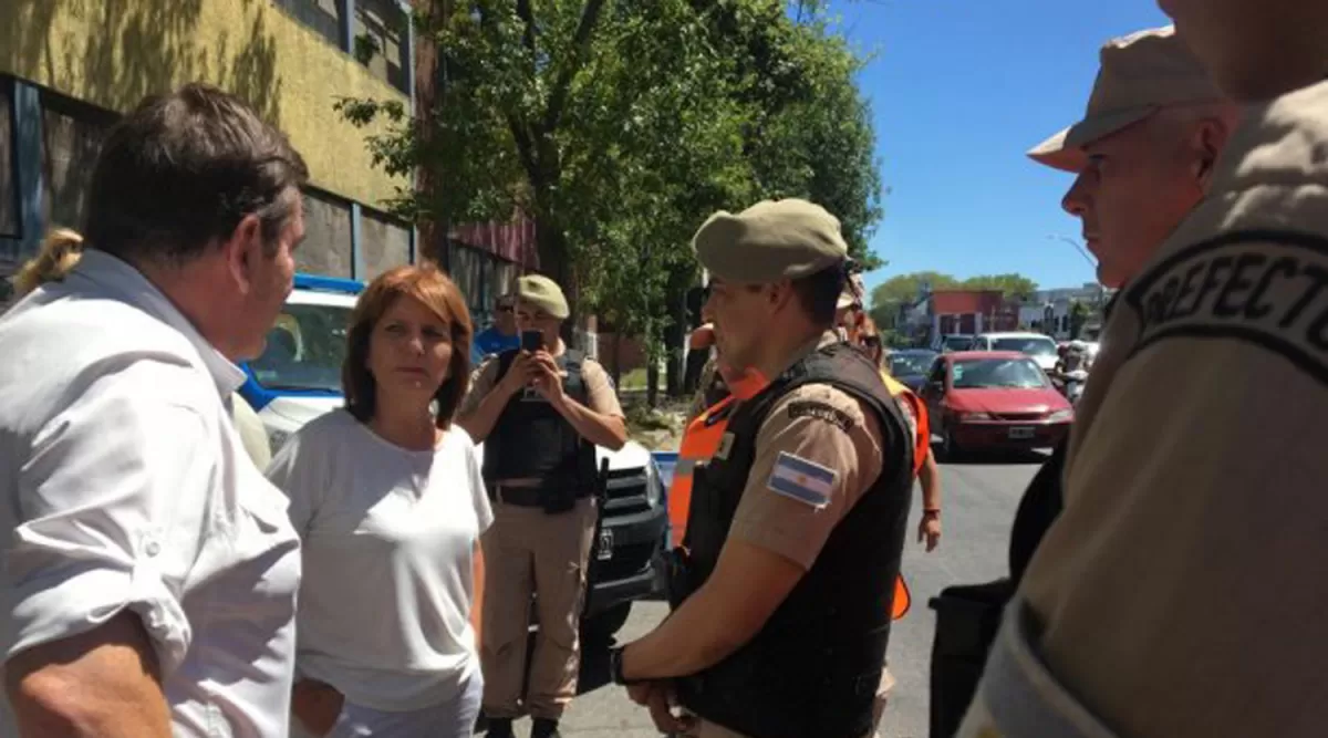 Patricia Bullrich realizó una recorrida por puestos de control de las Fuerzas de Seguridad en Mar del Plata.