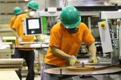 La caída de las pymes industriales ronda el 5%