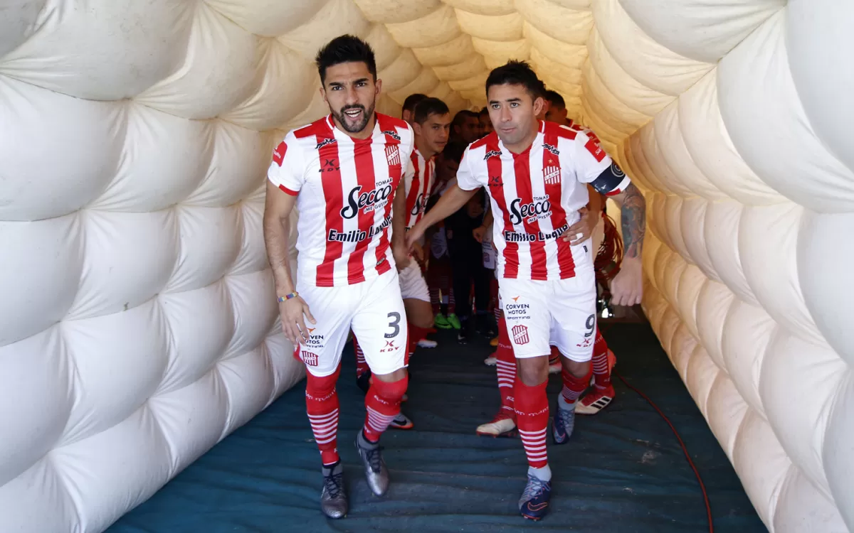 MAXI MARTINEZ. El jugador habló sobre el presente de su club.