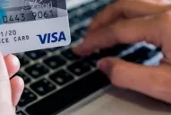 “El 60% de las personas que salen del país lo hacen sin seguro médico”