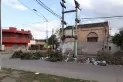 Arrojan basura en pleno barrio El Bosque y amenazan a vecinos