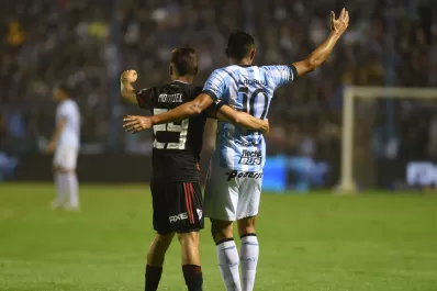Atlético y River pelean juntos a la par