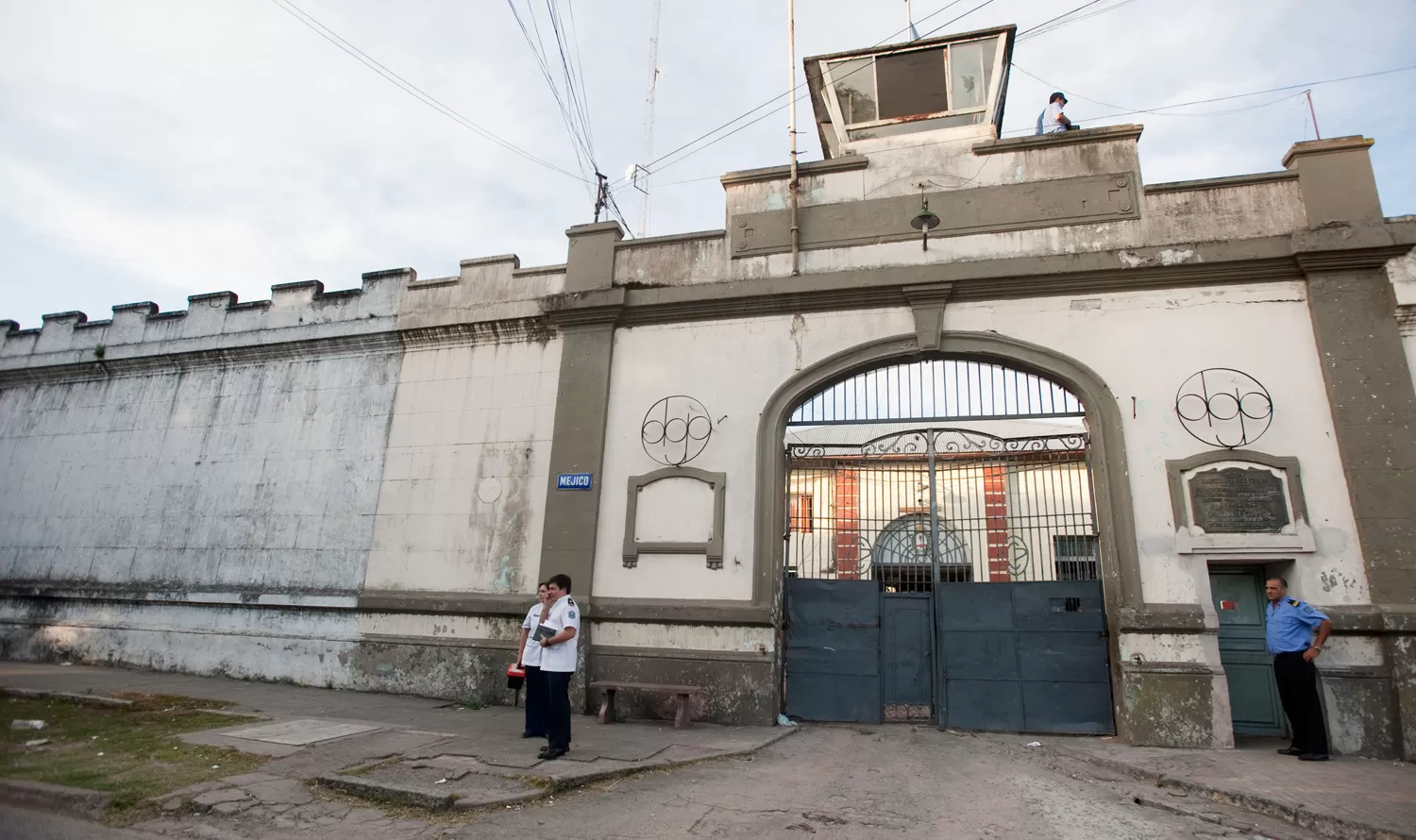 PENAL VILLA URQUIZA.-