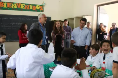 Por la crisis, abren comedores en más escuelas de la provincia