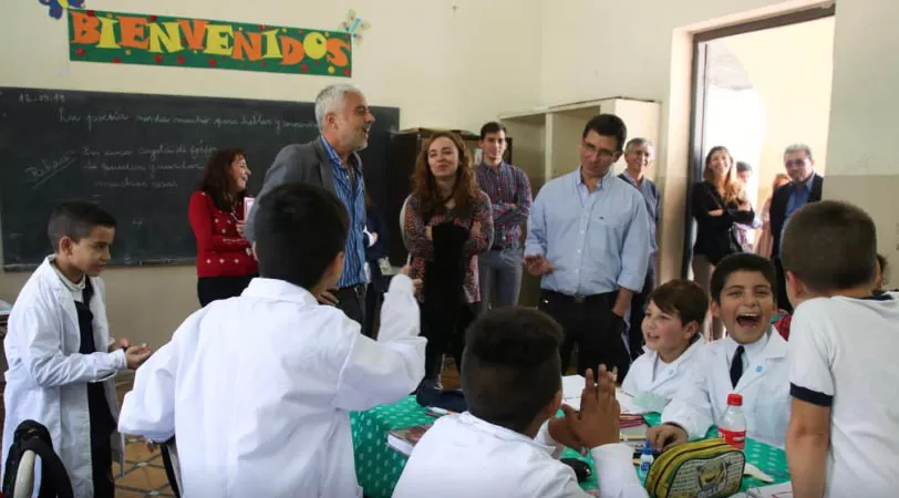 Por la crisis, abren comedores en más escuelas de la provincia