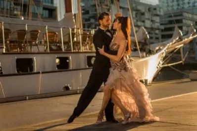 Emiliano Alcaraz, un tucumano que comparte el tango con el mundo