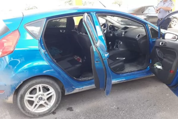 Detienen a dos policías acusados de robar en la sucursal de EDET de La Madrid