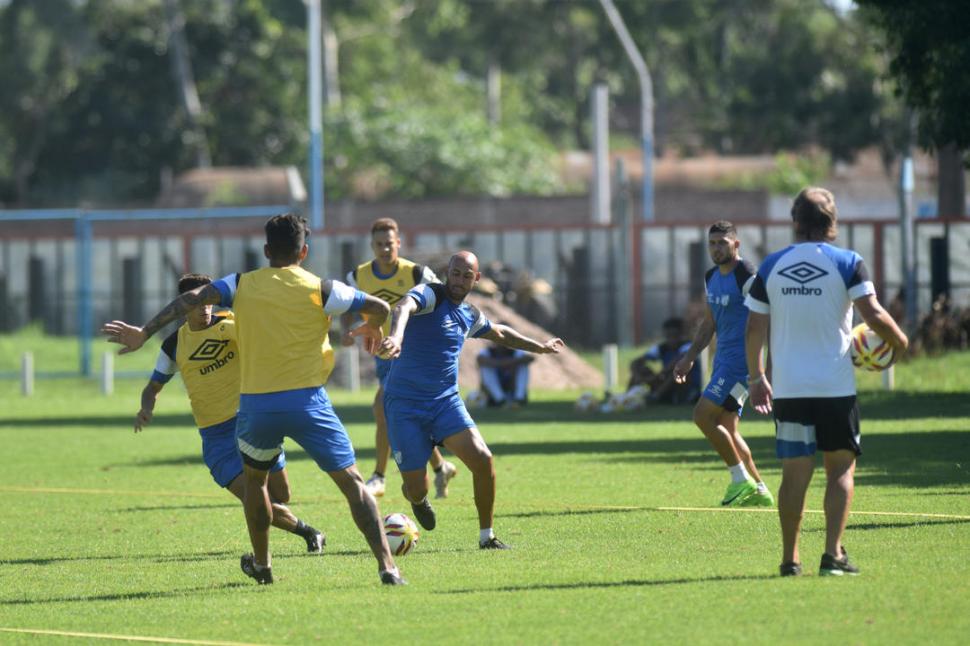 TITULAR. Mercier llegó hace poco pero se ganó un lugar en el equipo. Hoy juega.