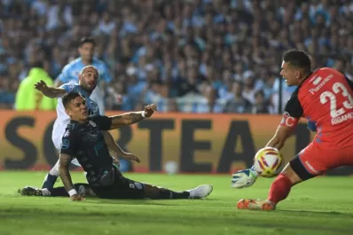 Racing batió a Belgrano y podría consagrarse a fin de mes, una fecha antes del final