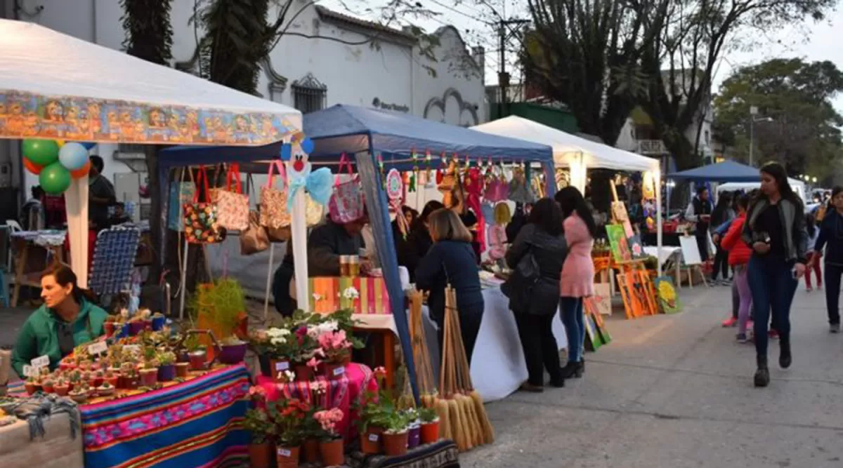 Artesanos: una feria taficeña para emprendedores