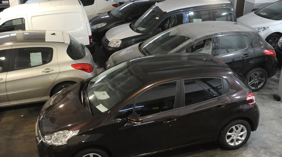 Subió un 2,46% la venta de autos usados, pero bajó respecto de enero
