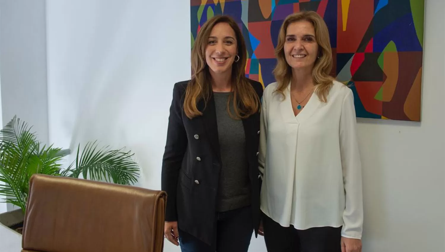 Silivia Elías de Pérez y María Eugenia Vidal.