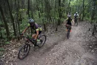 “Queremos seguridad cuando pedaleamos”  es el reclamo de los ciclistas de Yerba Buena
