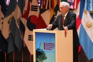 Vargas Llosa dice que López Obrador debe responder por qué México tiene tantos indios marginados