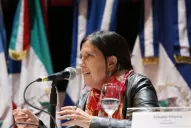 Según Claudia Piñeiro, a ninguna feminista le preocupa que la RAE apruebe el lenguaje inclusivo