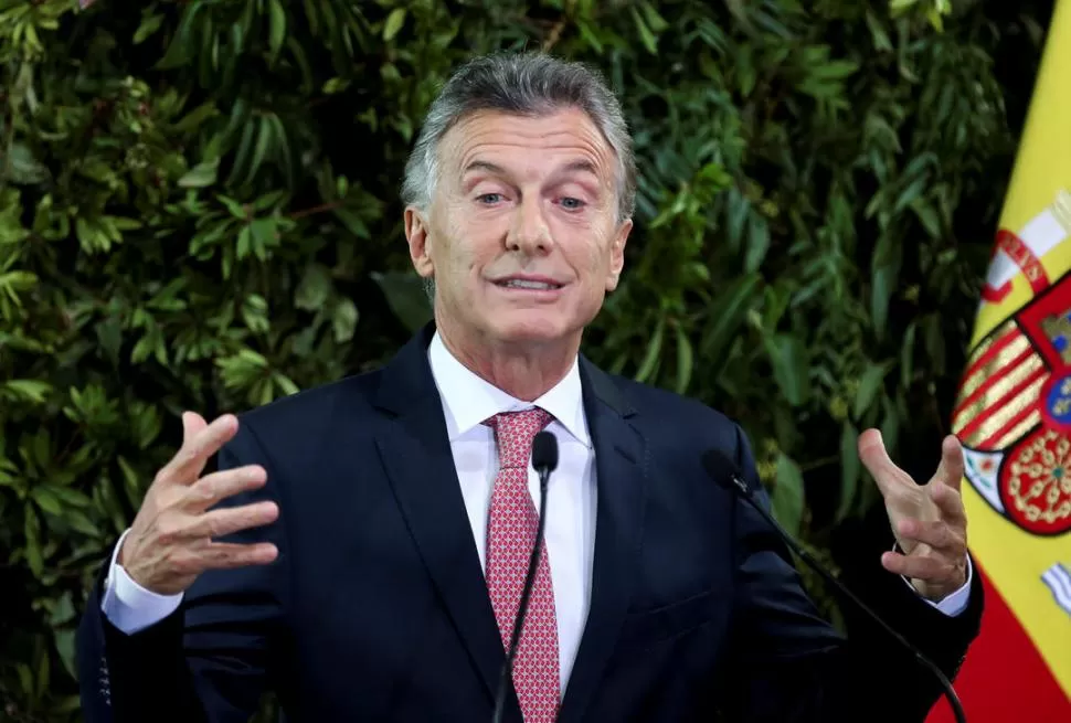 ACOM¨PAÑAMIENTO. Tras encabezar el acto con los Reyes de España, el Presidente Macri solicitó a todos los argentinos “tirar del mismo carro”.  REUTERS 