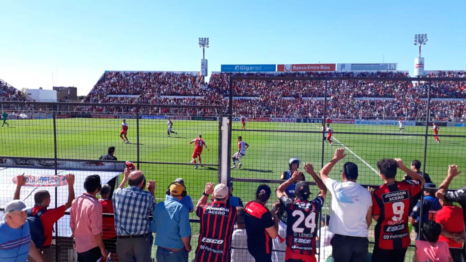 EN PARANÁ. Patronato venció a Argentinos y salvó la categoría.