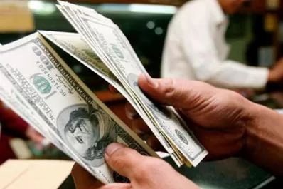 El dólar tuvo otra caída hasta alcanzar los $ 44,83