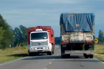 Se levantó el paro de los transportistas de carga