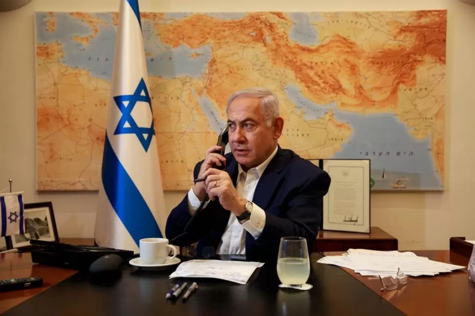 RECTA FINAL. El premier enfrentará en las urnas al ex jefe del Estado Mayor del Ejército, Benny Gantz. 