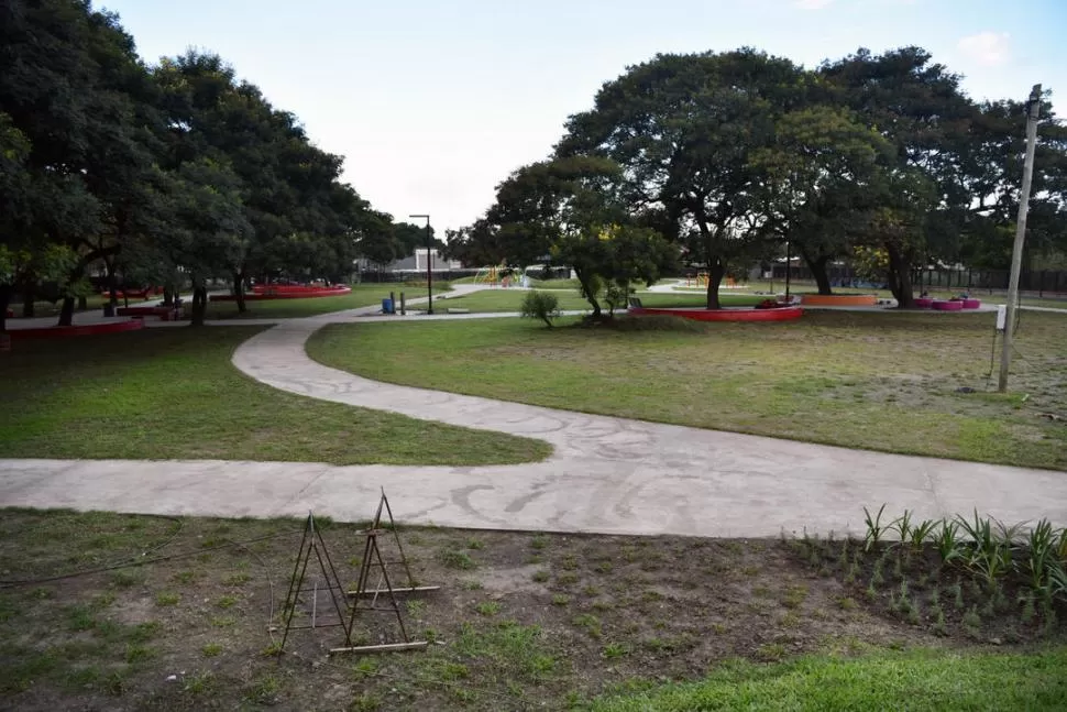EL PROVINCIAL. Así luce en estos momentos el futuro parque. Pronto inaugurarán la primera de tres manzanas. la gaceta / foto de inés quinteros orio