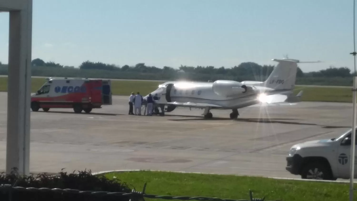 AEROPUERTO. El avión partió a las 11.