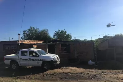 Dos barrios paralizados por un operativo de 16 horas