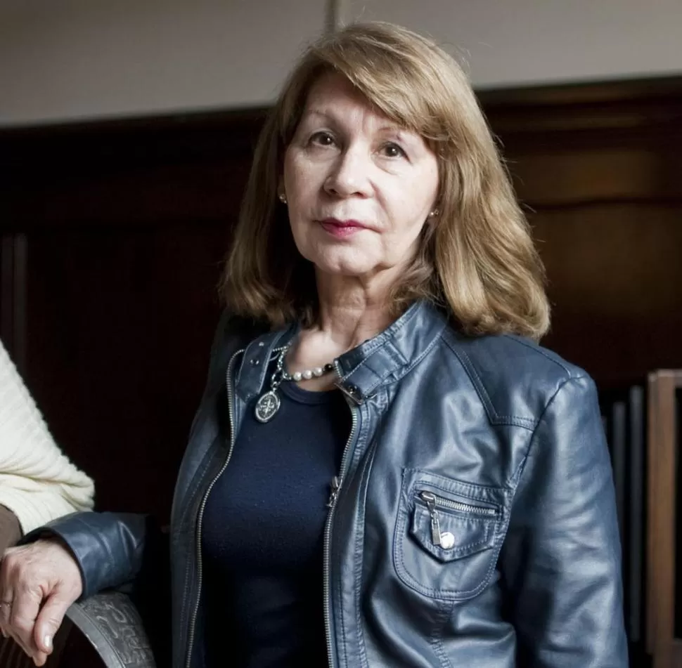 LA METÁFORA. “Entre adoloridos fragmentos, evoco la antigua unidad de mi texto”, dice Ana María Mopty en su microrrelato La intimidad del texto. LA GACETA / FOTO DE Inés Quinteros Orio (ARCHIVO)