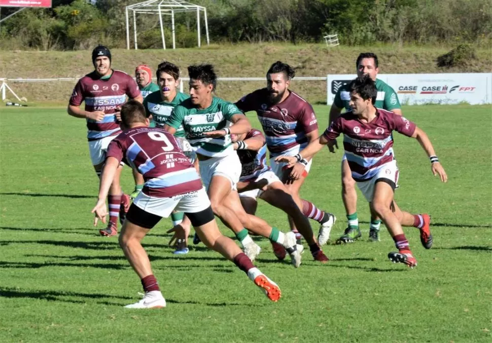 NO LEVANTA CABEZA. Jockey cayó en su visita a Universitario de Salta y sigue en el último lugar de la tabla de posiciones. foto de pablo ortíz