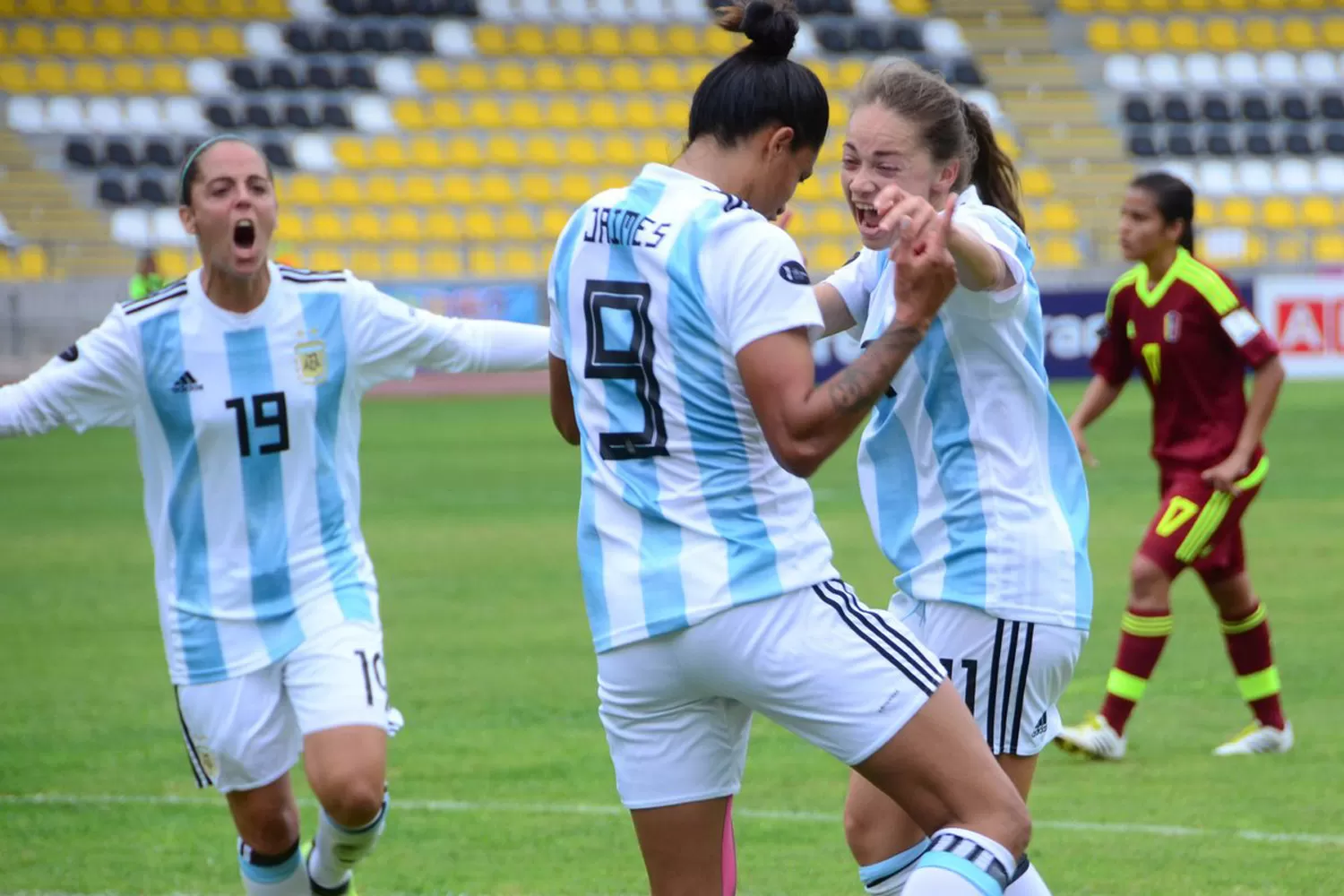 ARGENTINA QUIERE SER SEDE DEL MUNDIAL DE FÚTBOL FEMENINO / ARCHIVO