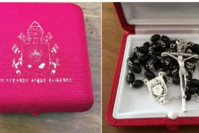 El papa Francisco le envió un rosario bendecido a Boudou