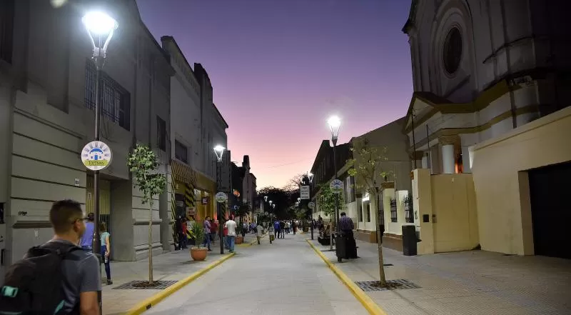 La semipeatonal de Mendoza al 800, la última inaugurada