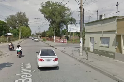 El impactante video de un accidente de moto en pleno centro de Monteros