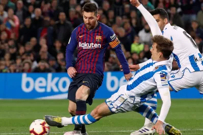 Barcelona derrotó 2-1 a la Real Sociedad y está cada vez más cerca del título